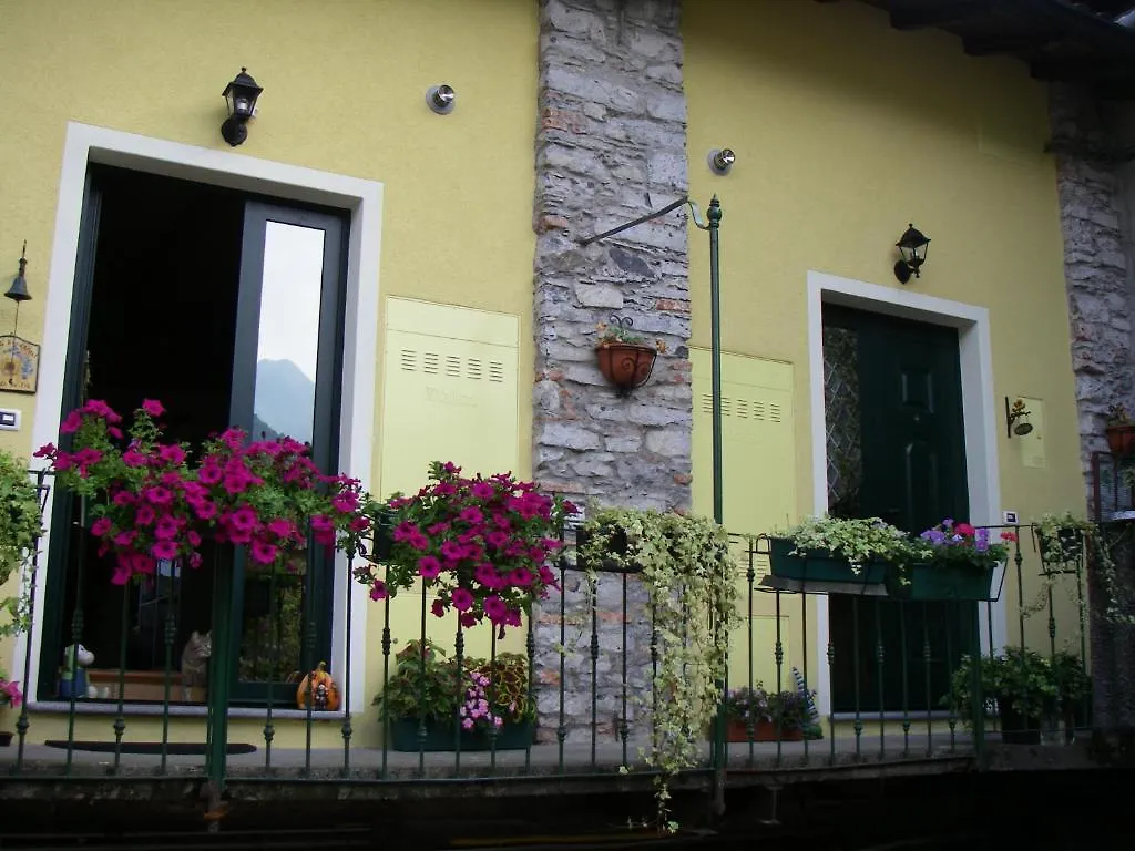Bed & Breakfast B&B La Ca De La Fra Gravedona