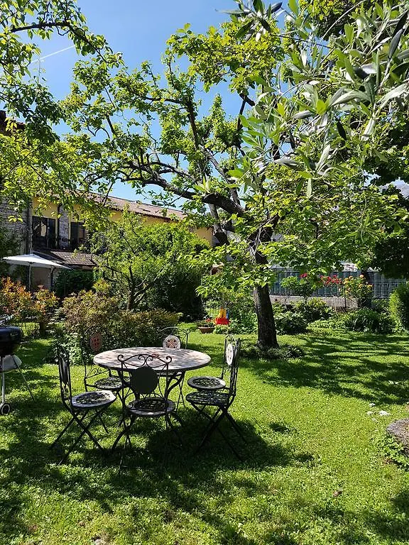 B&B La Ca De La Fra Gravedona 0*,